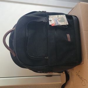 Pet carrier by Reddy